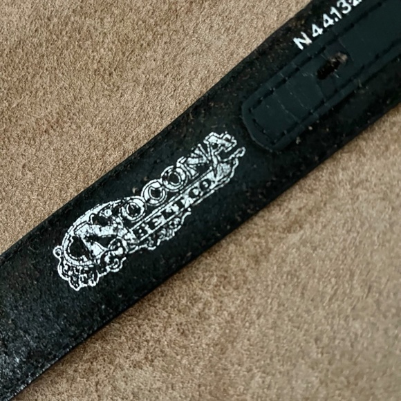 NOCONA Western Leather Belt with Silver Tone Longhorn Conchos Size 26 - Picture 10 of 15